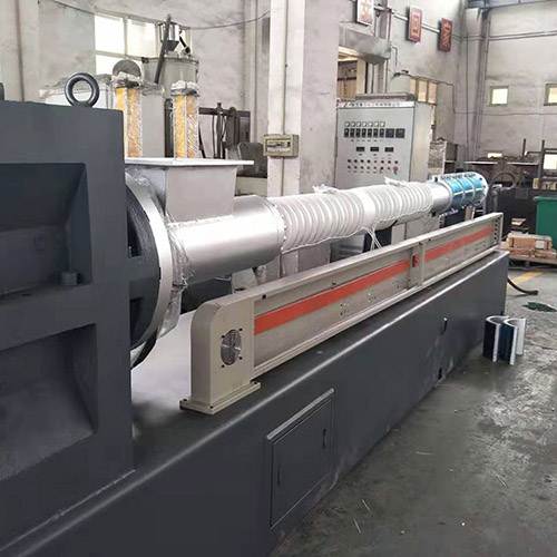 山東油田管道電磁加熱器節(jié)能設(shè)備